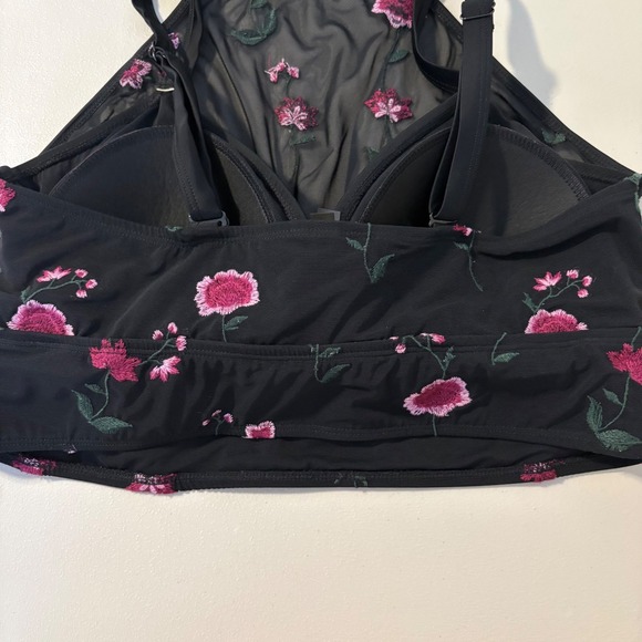 Torrid Blk Floral Embroidered Mesh High Neck Bikini Top Size 1 L Halter Swimwear - Picture 8 of 9